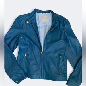 Butter-soft Banana Republic Leather
Cropped Moto Jacket
Blue SZ S